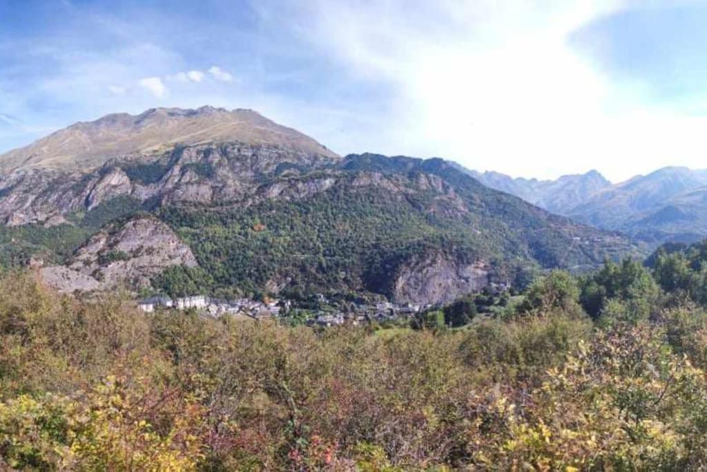 El Refugio De Tena - Tucasaenlospirineos Escarrilla Exterior foto